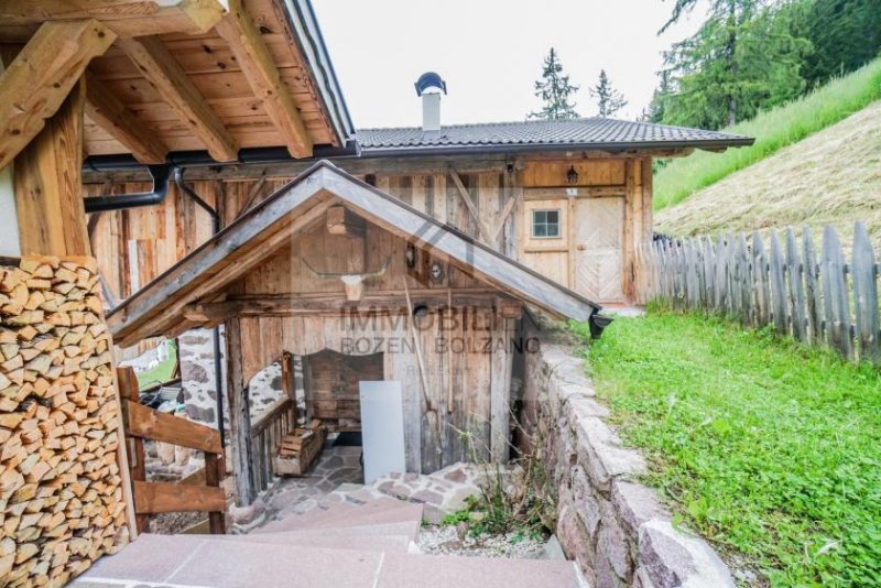 Bozen Wunderschöner Bergbauernhof in traumhafter Lage zu verkaufen Gewerbe kaufen