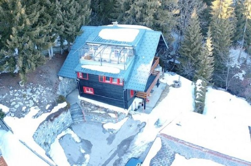 Crans-Montana erschwingliches Ferienhaus mit 4 Einheiten direkt in Crans Monatana Haus kaufen