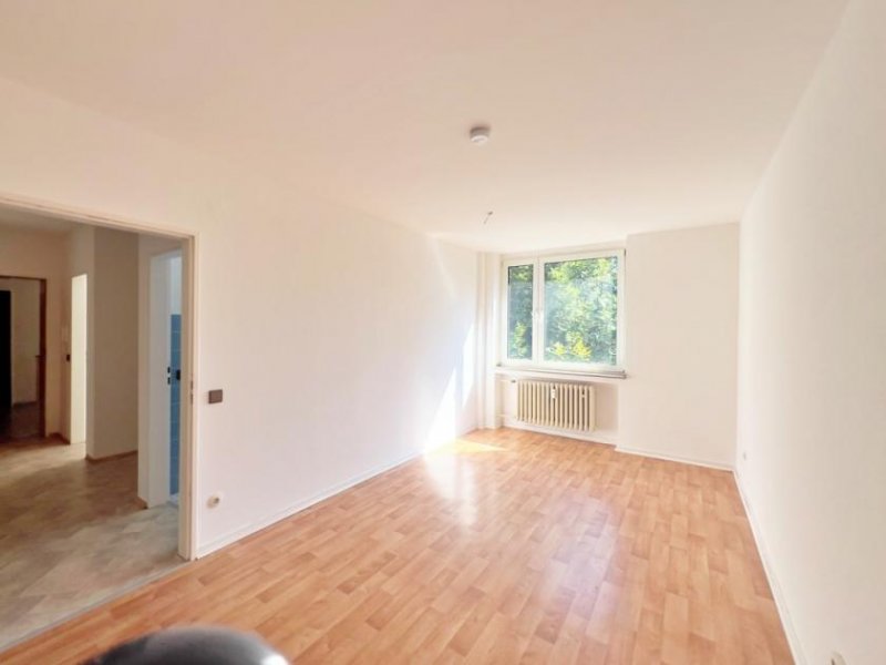 Mönchengladbach ++Sonne, Raum und Aussicht!++Erlebe das Leben mit Sonnen-Balkon, 3 Räume auf 71 m² in Top-Lage! Wohnung kaufen