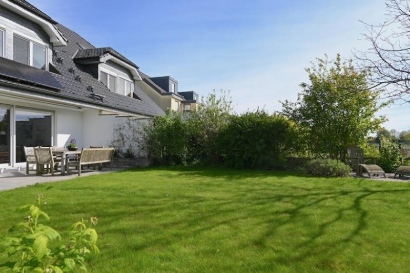 Wülfrath Nähe Düsseldorf: Exklusive Doppelhaushälfte in Toplage am Flehenberg mit tollem Ausblick Haus kaufen