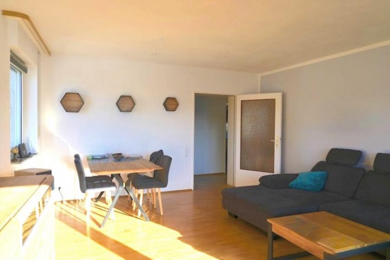 Wülfrath Schön geschnittene 3 Zimmer Wohnung mit Balkon, Garage und Wellness daheim! Wohnung kaufen