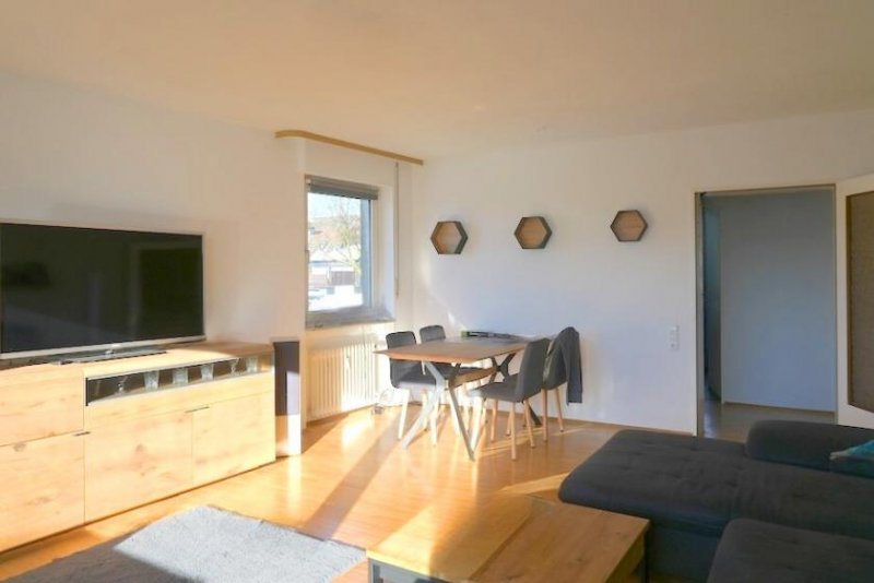 Wülfrath Schön geschnittene 3 Zimmer Wohnung mit Balkon, Garage und Wellness daheim! Wohnung kaufen