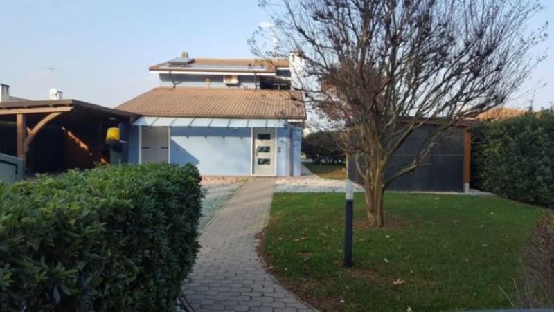 Albarella Villa in Albarella mit privatem Schiffsteg Haus kaufen