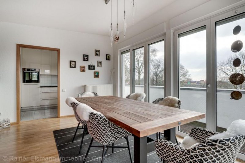 Emmerich am Rhein Emmerich: XL-Penthouse-Wohnung mit Blick auf den Emmericher Hafen – 3 Schlafzimmer und Dachterrasse Wohnung kaufen