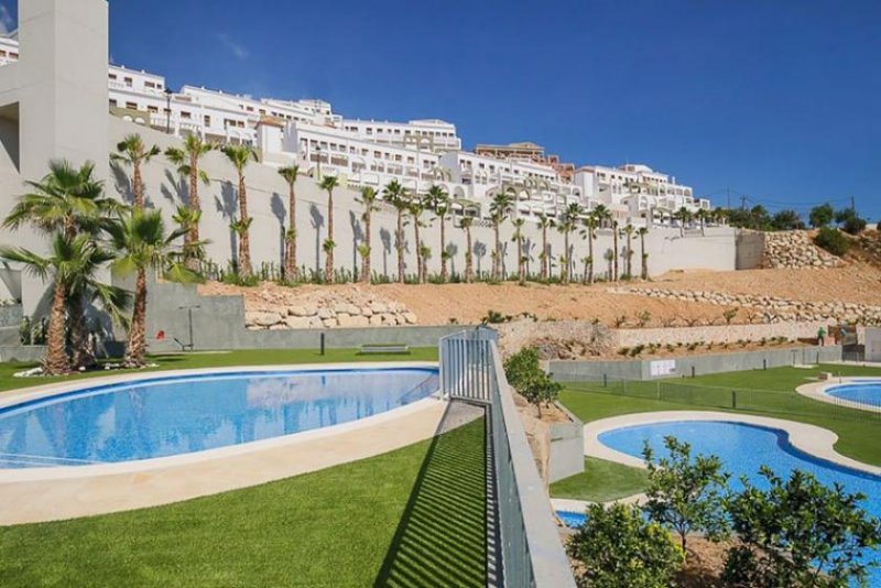 Gandia Wunderschöne Penthouse-Wohnungen mit 3 Schlafzimmern, Dachterrasse und Meerblick in einer Wohnanlage mit Gemeinschaftspool