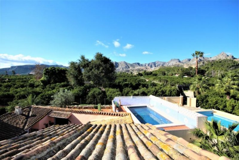 Gandia Schöne alte Steinfinca (Landhaus-Villa) mit fünf Schlafzimmer in Marxuquera Haus kaufen