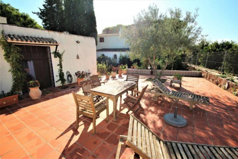 Gandia Schöne alte Steinfinca (Landhaus-Villa) mit fünf Schlafzimmer in Marxuquera Haus kaufen