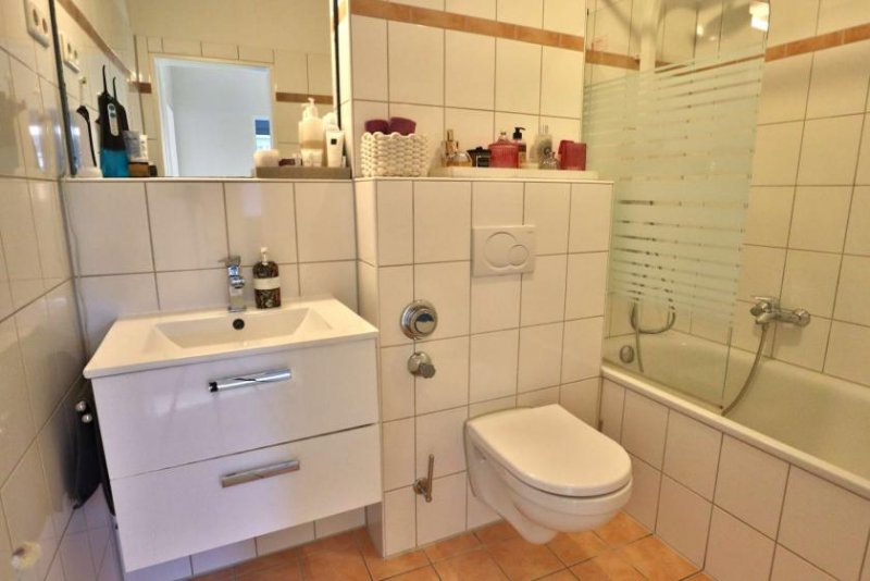 Münster Renditeobjekt- Modernisierte 3 Zi- Whng mit Südbalkon und Einbauküche in Münster Wohnung kaufen