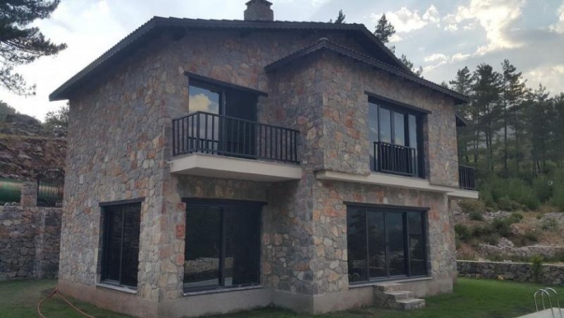 Fethiye Freistehende Steinvilla in Yesilüzümlü Haus kaufen