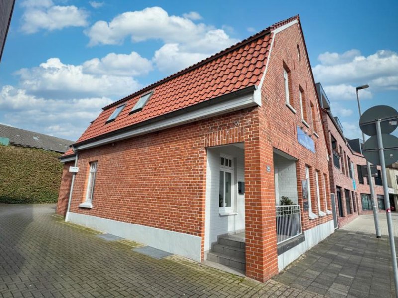 Nordhorn # Provisionsfrei # Wohn- und Geschäftshaus in zentraler Lage Haus kaufen