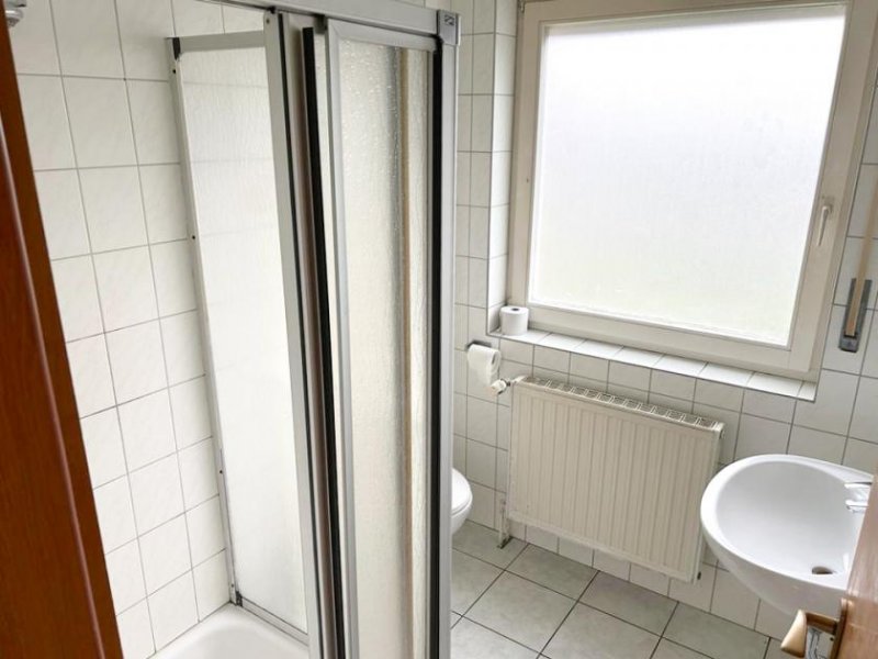 Neuenhaus #RESERVIERT# Doppelhaushälfte mit 2 Wohnungen in guter Lage von Neuenhaus Haus kaufen