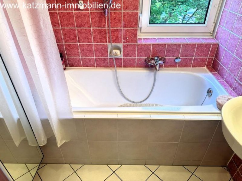 Brühl Charmante, helle 2 ½ Zimmerwohnung mit Loggia und sehr guter Raumaufteilung in Brühl-Kierberg zu verkaufen Wohnung kaufen