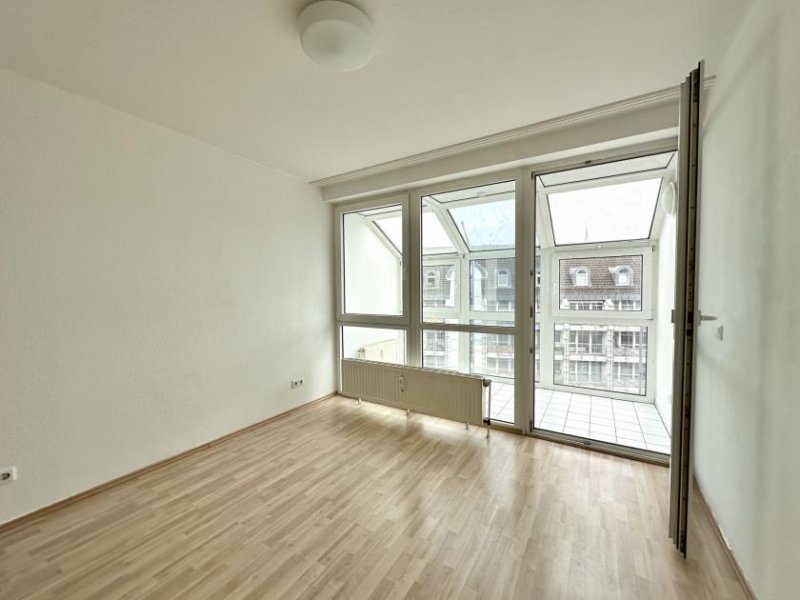 Köln CITYHOUSE: Cityapartment 5 Gehminuten zur Uni Köln - Bezugsfrei! Wohnung kaufen