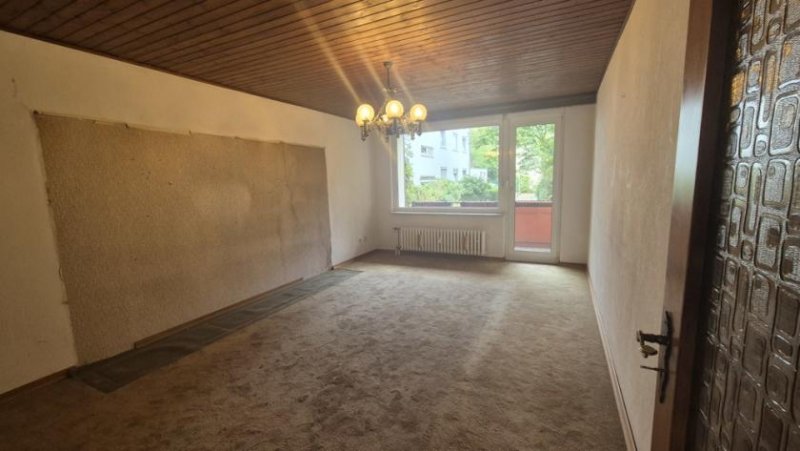 Köln Schöne 3 Zimmer-Wohung + Balkon inkl. Pkw-Stellplatz ... und noch viel mehr (A368) Wohnung kaufen