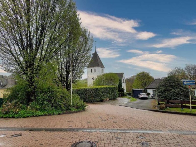 Marienheide CITYHOUSE: Gute Kapitalanlage, historisches Zweifamilienhaus mit ausbaufähiger Scheune und Keller Haus kaufen