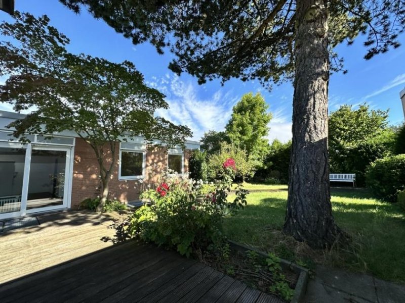 Aachen Bungalow in Aachen-Forst mit schönem Garten auf Erbpachtgrundstück Haus kaufen