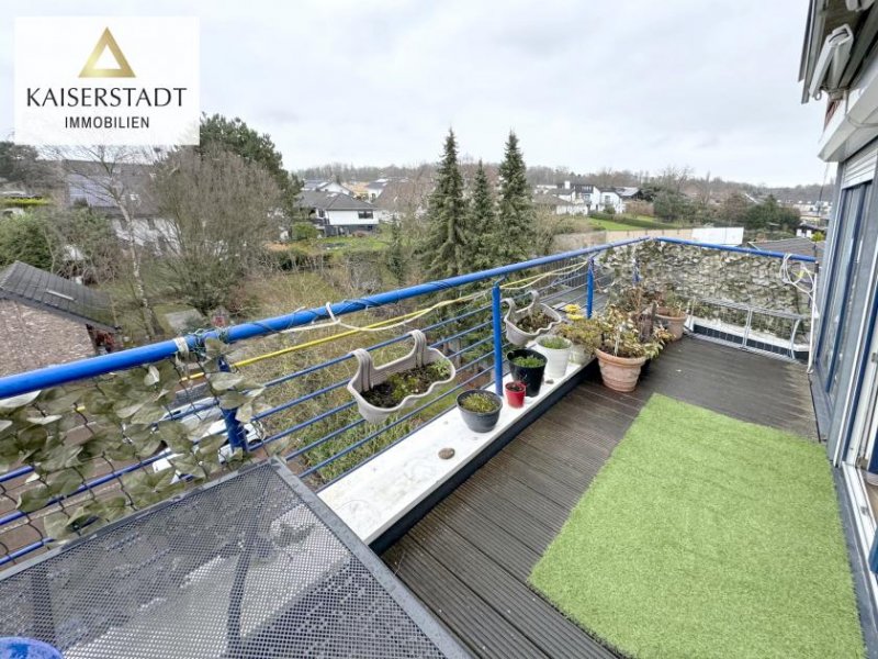 Aachen Mit dem Aufzug in die Wohnung! Vermietete Penthouse-Wohnung mit Blick über Aachen Wohnung kaufen