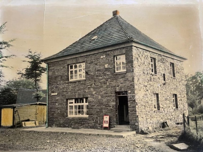 Monschau Freistehendes Haus + Einliegerwohnung mit Geschichte und viel Platz - Eigennutzung oder Anlageobjekt Haus kaufen