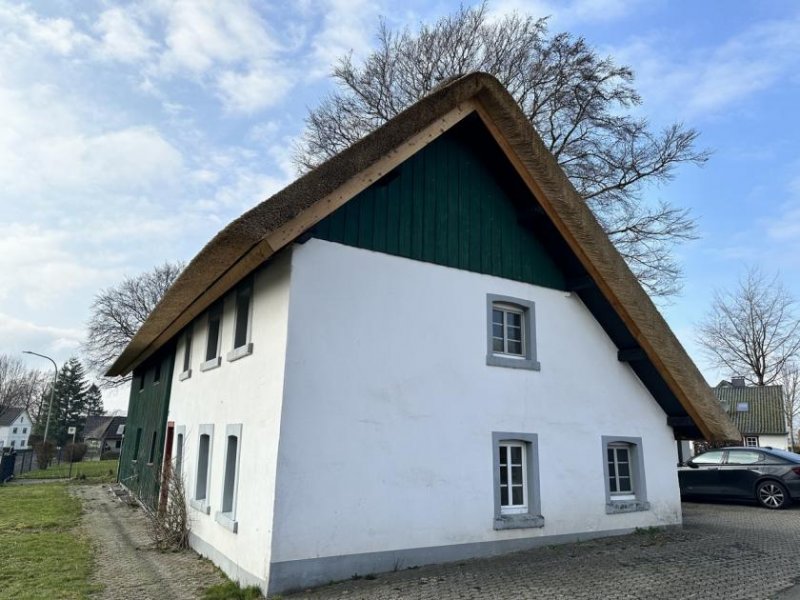 Monschau Zauberhaftes Denkmalhaus mit zwei Wohnungen in Kalterherberg Haus kaufen