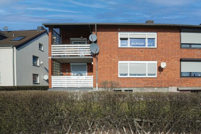 Eschweiler ESCHWEILER: 3 Zimmer-Wohnung mit Süd-Balkon zentral. Wohnung kaufen