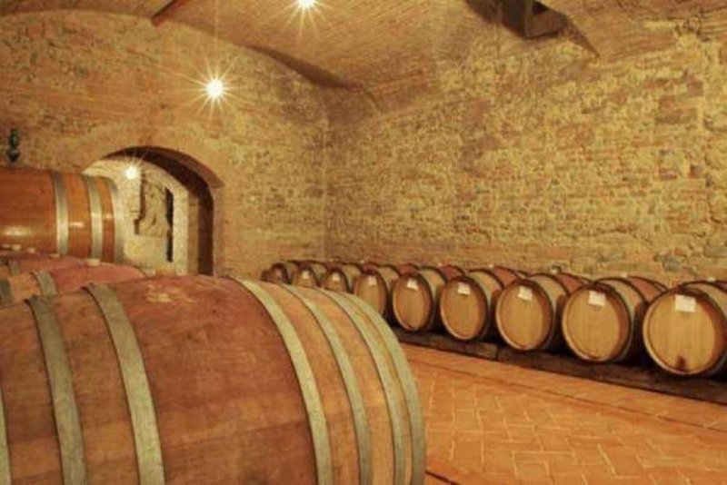 Siena PRESTIGIOSO BORGO CON CASTELLO E CASE COLONICHE NELLE COLLINE SENESI Gewerbe kaufen