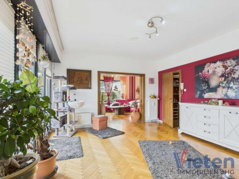 Mechernich Weitblick über Kommern - Dreifamilienhaus für Selbstnutzer oder Kapitalanleger Haus kaufen