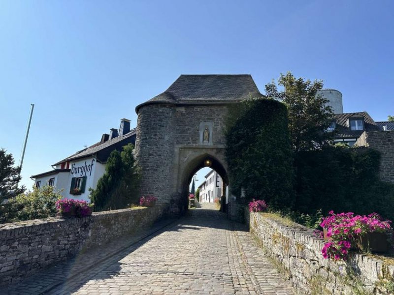 Hellenthal Hier sind Ihre Ideen gefragt - Leben im historischen Burgbering von Reifferscheid! Haus kaufen