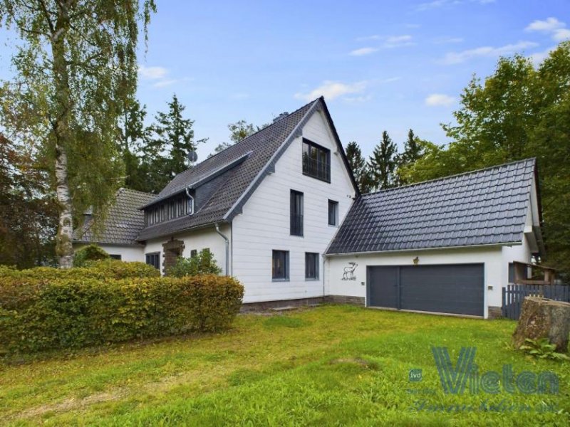 Hellenthal Saniertes Wohnhaus mit gemütlichem modernem Charme und viel Platz wartet auf Sie! Haus kaufen