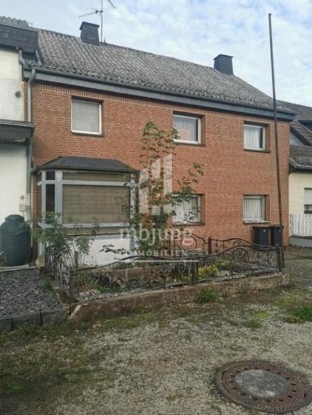 Blankenheim (Kreis Euskirchen) *** Zwei Häuser mit flexibler Nutzungsmöglichkeit in Dollendorf *** Haus kaufen