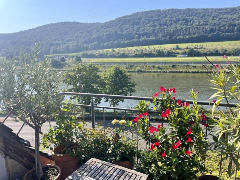 Zeltingen-Rachtig sofort bezugsfertig! Romantisches kleines Haus mit Moselblick und schöner Moselblick-Terrasse Haus kaufen