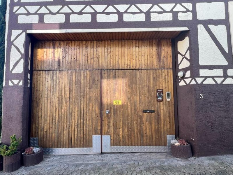 Windesheim Ein- Zweifamilienhaus mit ehemaligem Ladenlokal in Windesheim zu verkaufen. Haus kaufen