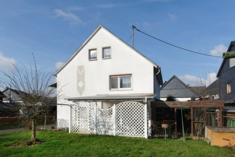 Niedersohren Familienidyll! Potenzialreiches Wohnhaus mit Garage und pflegeleichtem Garten in ruhiger Lage von Niedersohren Haus kaufen