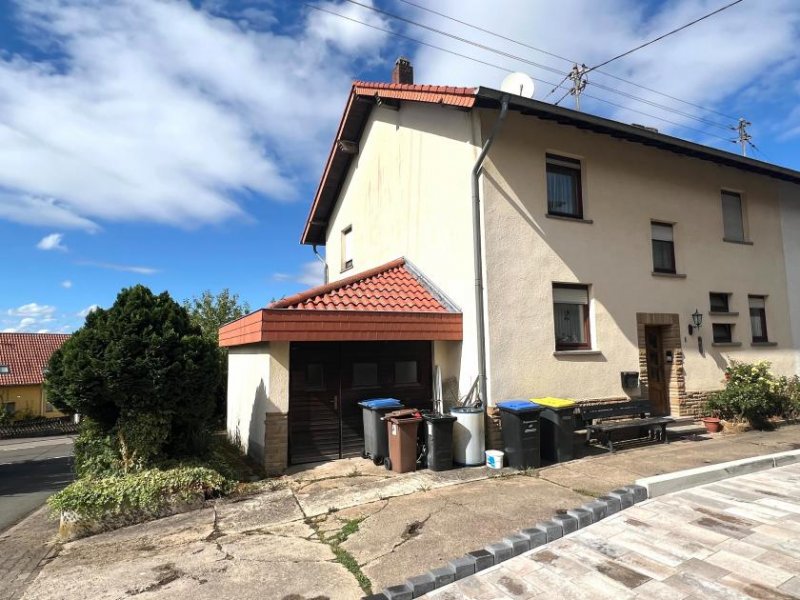 Lauschied Top-Gelegenheit! Großzügige Doppelhaushälfte mit Garage in Lauschied zu verkaufen Haus kaufen