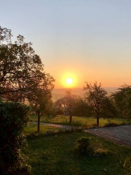 Kastellaun Wohnhaus im Ort Macken, Niederenergie, mit Garten in herrlicher Lage mit Fernsicht (Mosel-Hunsrück)    ! wohnen ! !