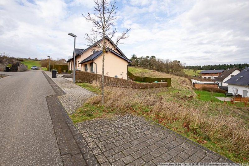 Boos Baugrundstück am Ortsrand von Boos - Leben in der Vordereifel mit Aussicht ins Grüne Grundstück kaufen