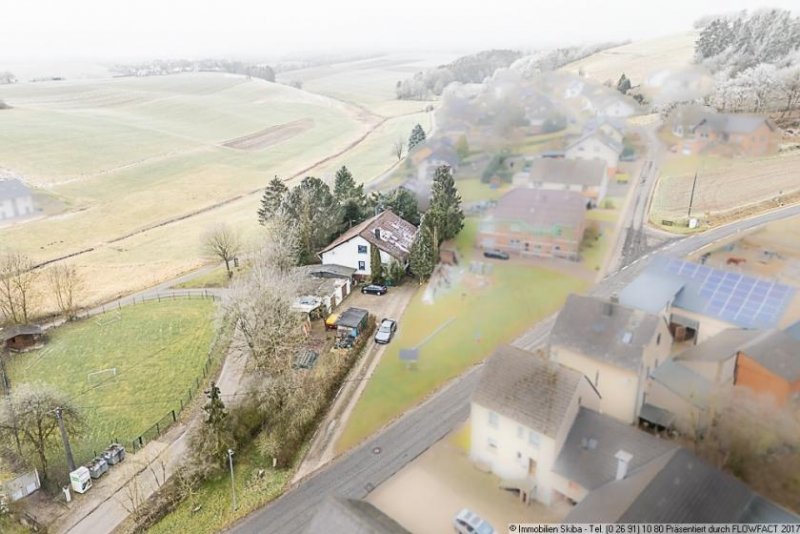 Herresbach Großzügige Wohnräume: Haus mit 2 Wohnungen in Herresbach, Nähe Nürburgring Haus kaufen