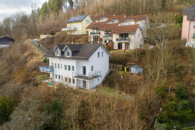 Bad Laasphe ++ KRAG Immobilien ++ Wohlfühl-Zuhause: Toplage ++ energieeffizient/pflegeleicht Haus kaufen