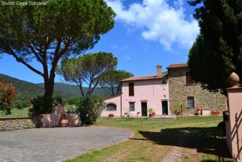 Punta Ala Großes Anwesen mit schönem Landhaus in unmittelbarer Nähe zum Meer Haus kaufen