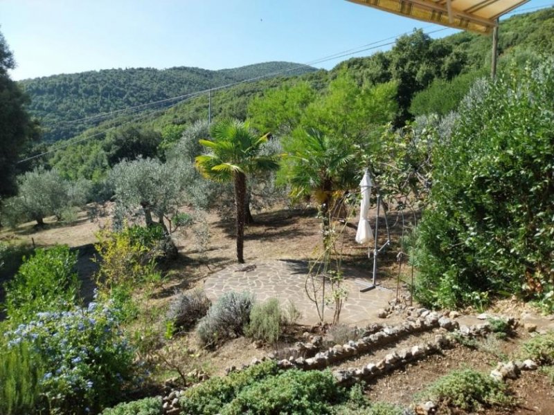 Ravi Reihenhäuschen im Toskana-Stil in unverbauter Dorfrandlage mit Garten Haus kaufen