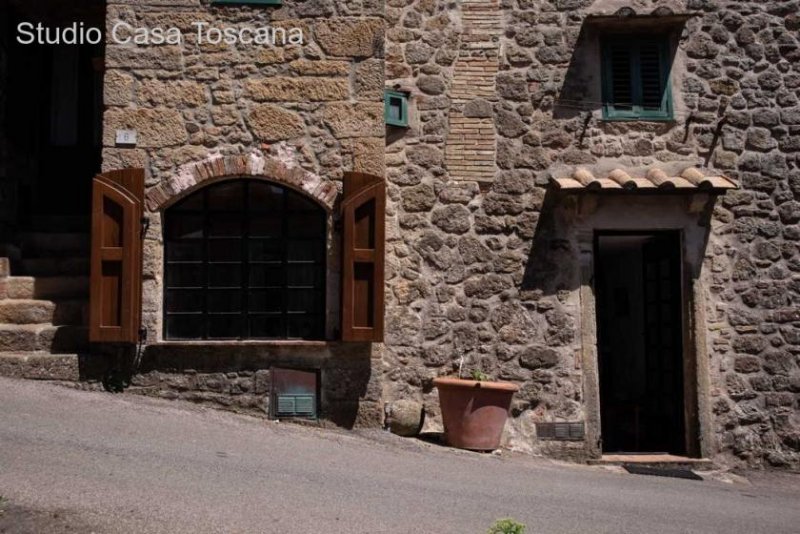 Sassofortino Urtümliche Wohnung in der historischen Altstadt Wohnung kaufen