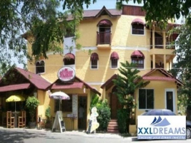 Cabarete Haus mit Appartements und Shops in Strandnähe Gewerbe kaufen