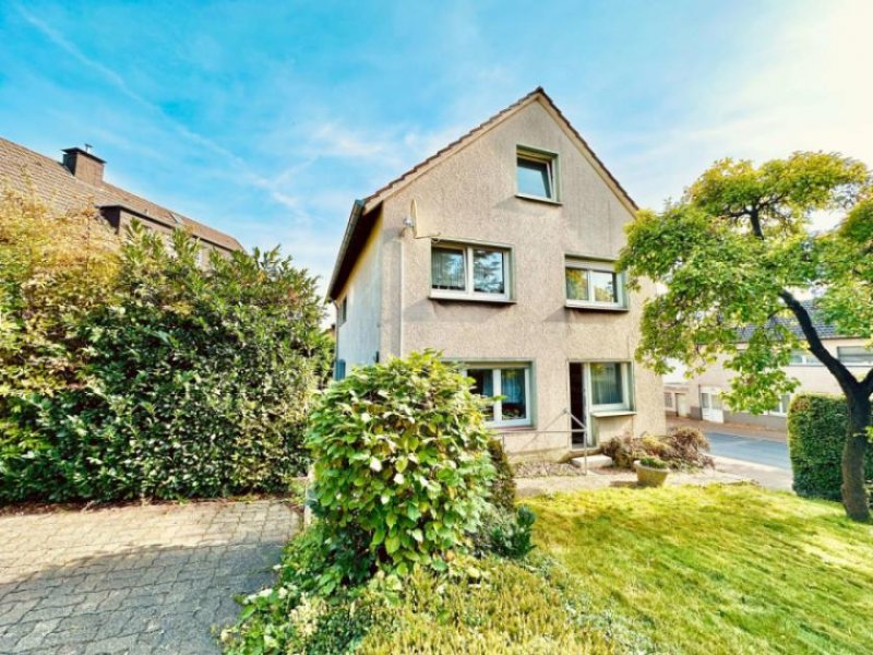 Menden (Sauerland) MENDEN: Provisionsfrei. Zweifamilienhaus mit optionalen Baugrundstück in Menden Sauerland! Gewerbe kaufen