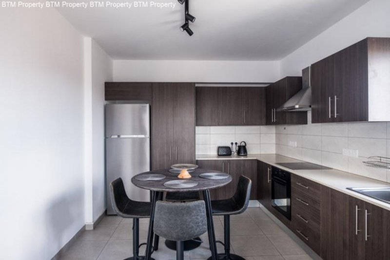 Larnaca 3 Bedroom Duplex Penthouse in zentraler Lage Wohnung kaufen
