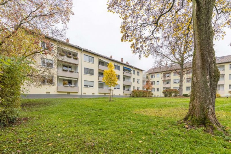 Frankfurt am Main Vermietete 3-Zimmer-Wohnung mit Loggia Wohnung kaufen