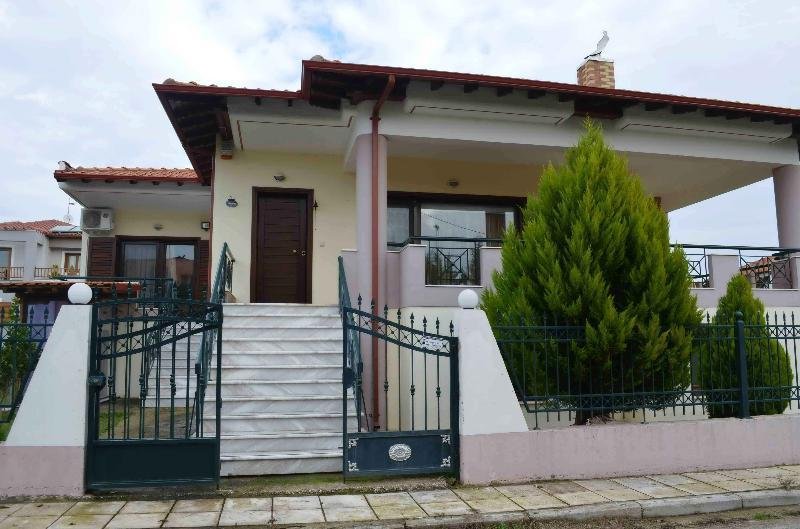 Offenbach am Main VORSICHT STARKE PREISSENKUNG -In Chalkidike Ierissos Luxus zweistöckige private Villa von zwei unabhängigen Ebenen 360 qm)