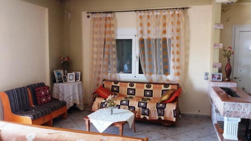 Chalkidiki Nea Triglia Baujahr Ferienhaus mit 228 qm in Chalkidiki Nea Triglia Baujahr 2001 in 3.000 qm Grundstück . Haus kaufen