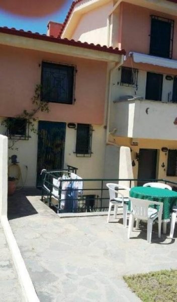 Nea Skioni Chalkidiki Schönes gepflegtes Möbliertes Ferienhaus mit 75 qm auf 3 Etagen in Chalkidike Nea Skioni Haus kaufen