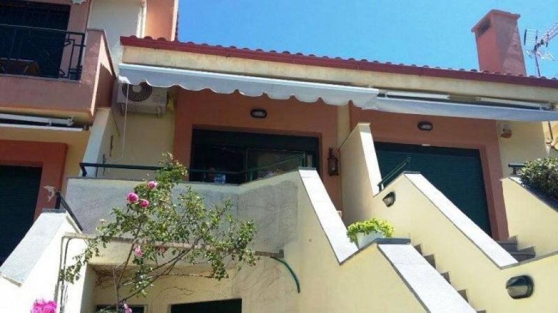 Nea Skioni Chalkidiki Schönes gepflegtes Möbliertes Ferienhaus mit 75 qm auf 3 Etagen in Chalkidike Nea Skioni Haus kaufen