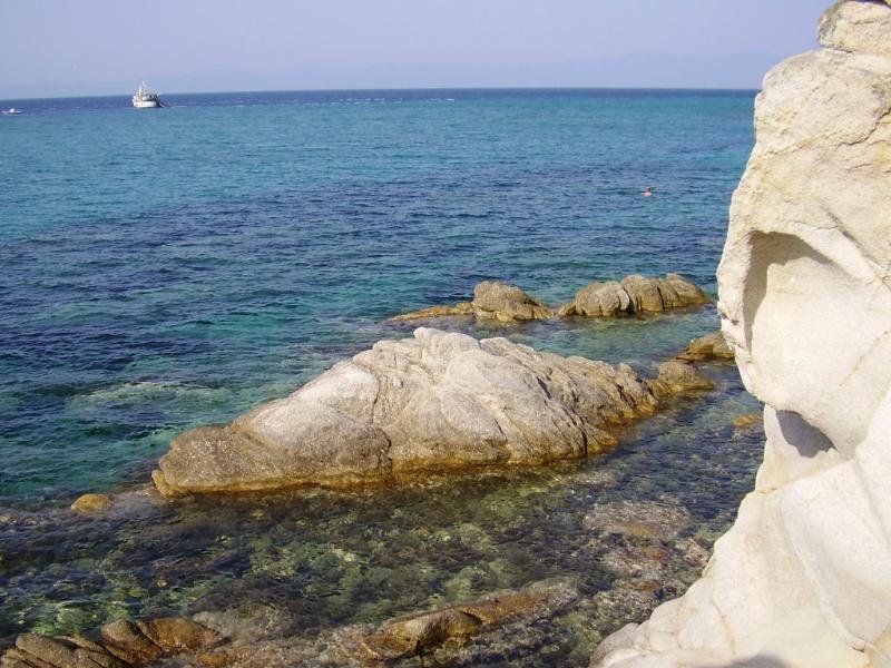 Chalkidiki Einmaliges Grundstück 50.000 qm vor dem Strand mit eigene bucht beim 2 Fuß in Chalkidike Grundstück kaufen