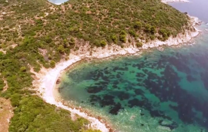 Chalkidiki Einmaliges Grundstück 50.000 qm vor dem Strand mit eigene bucht beim 2 Fuß in Chalkidike Grundstück kaufen